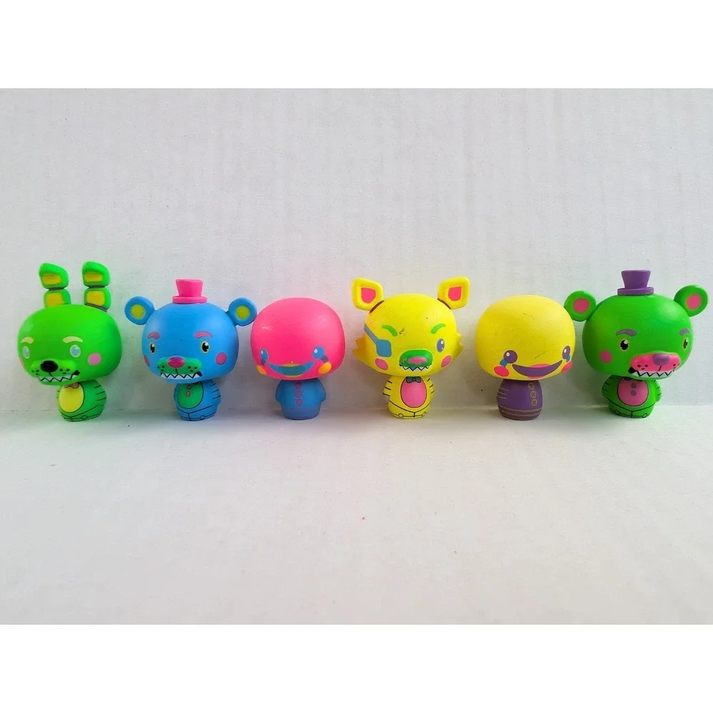 Five Nights‎ at Freddys Blacklight Figure Lot of 17 Funko Pint Size Heroes
